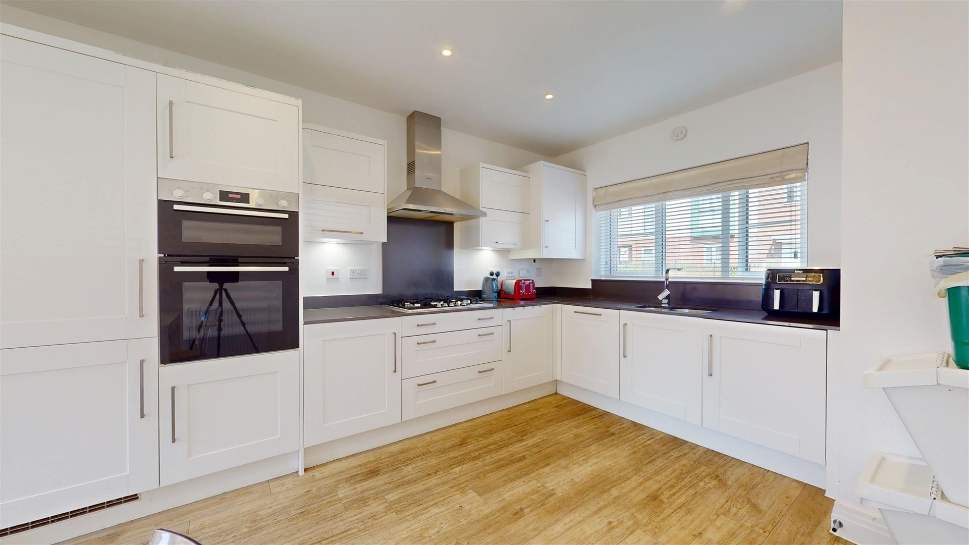 Pembroke Lane, Whitehouse, Milton Keynes